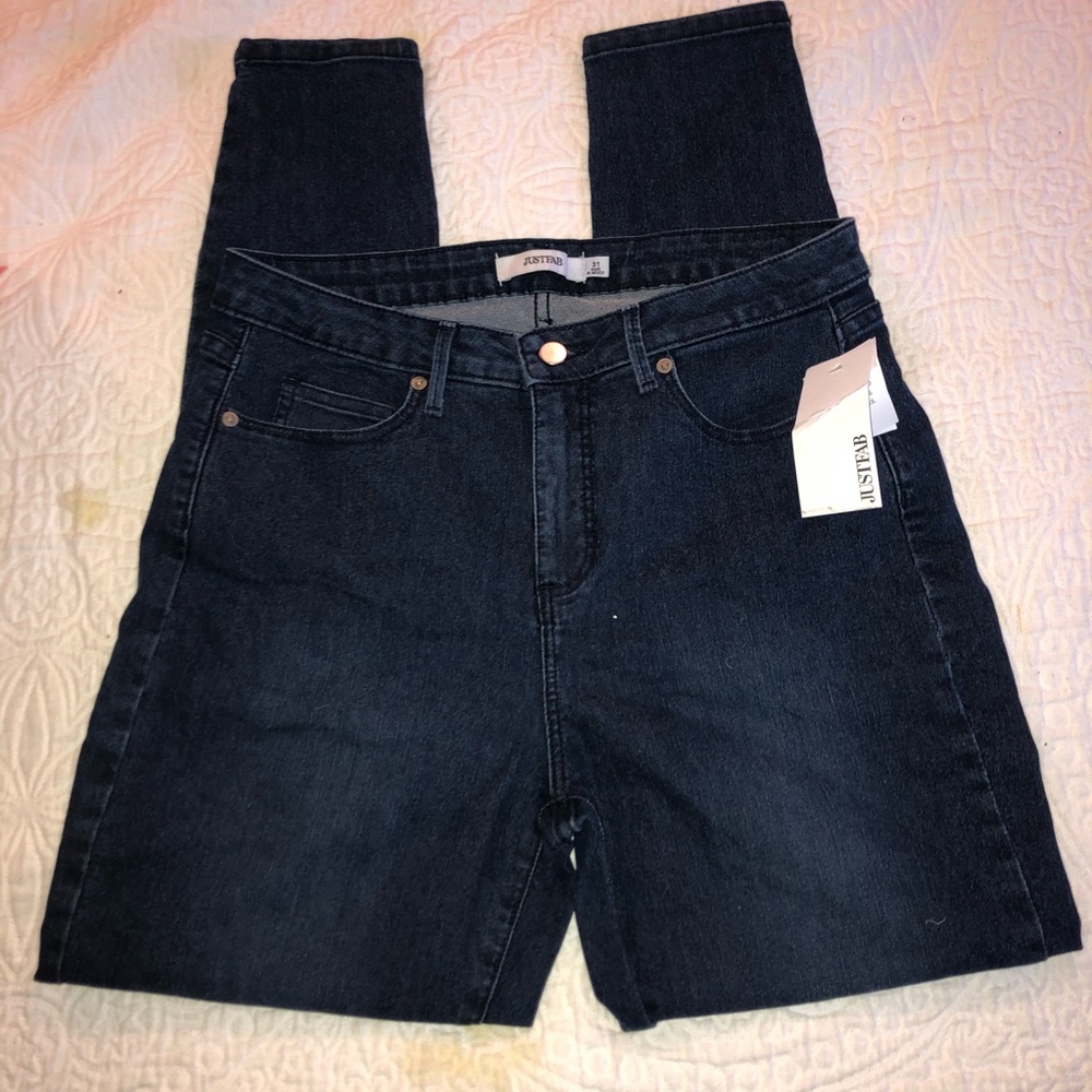 NWT Just Fab High Rise Tummy Taming Skinny Jeans
